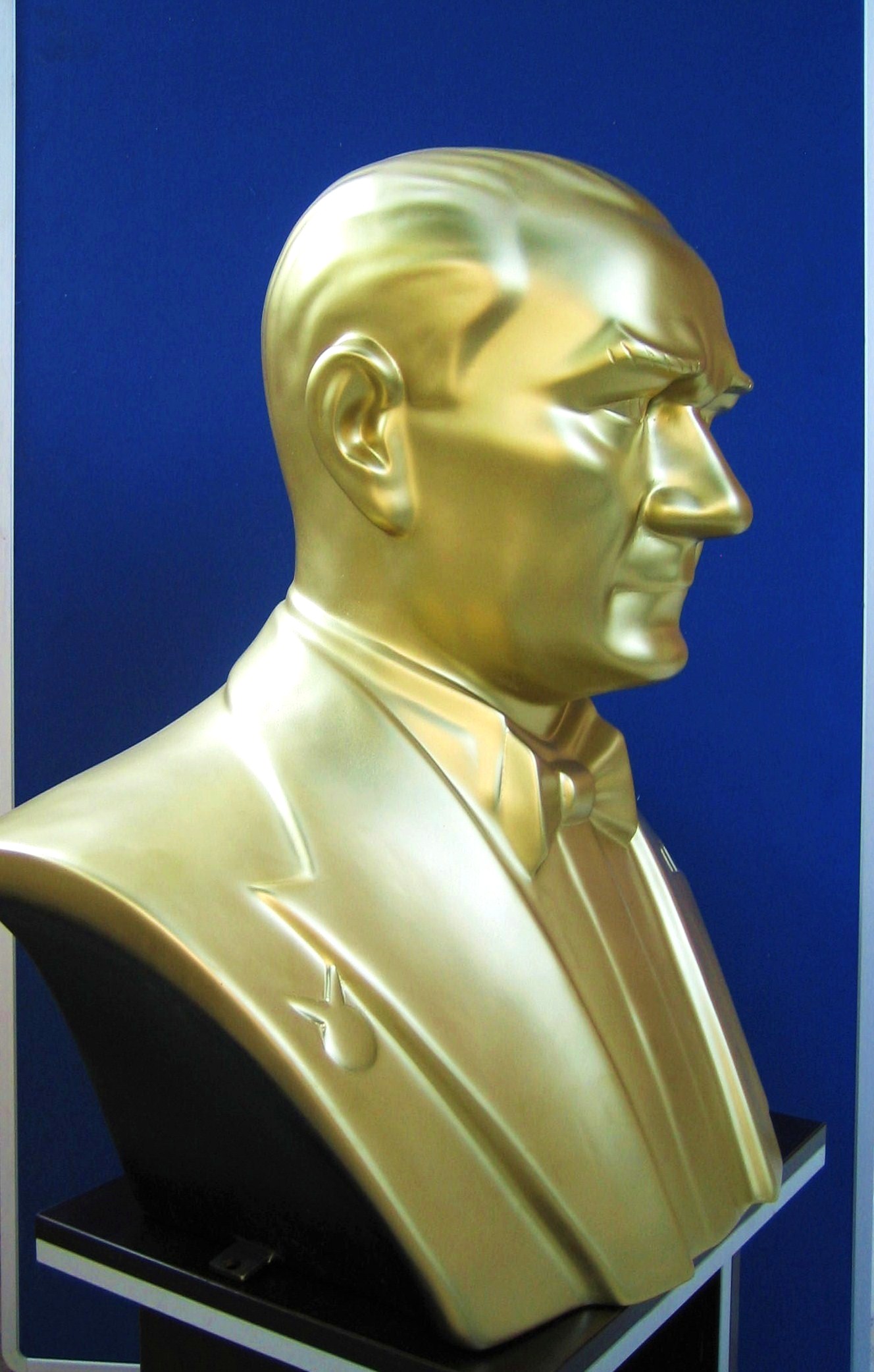 Atatürk büstü satışı Atatürk büstü modelleri Dersane Anaokulu için Atatürk Büstü satış