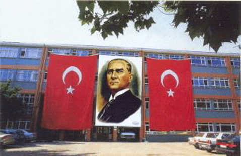 Atatürk Posteri Bayrak Modeli Büyük Boy 6x9 metre
