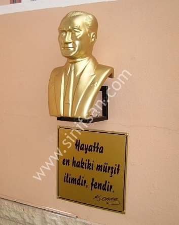 Atatürk Büstü duvara monte modeli 60 cm