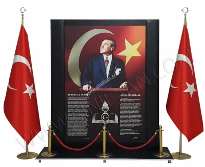 Okul Girii Atatrk Kesi, Atatrk Kesi iin Metal Direkler